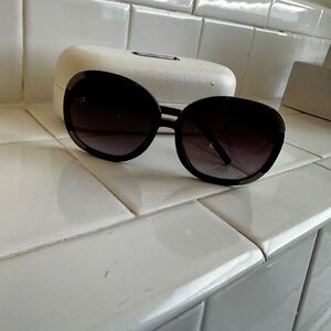 Chloe sunglasses (wear and tear)